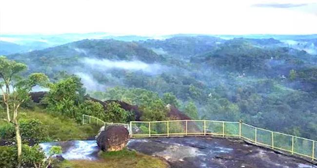 വ​യ​നാ​ട്ടി​ലേ​ത് ഭൂ​ച​ല​ന​മ​ല്ലെ​ന്ന് സ്ഥി​രീ​ക​ര​ണം; പ​രി​ശോ​ധ​ന തു​ട​രു​ന്നു