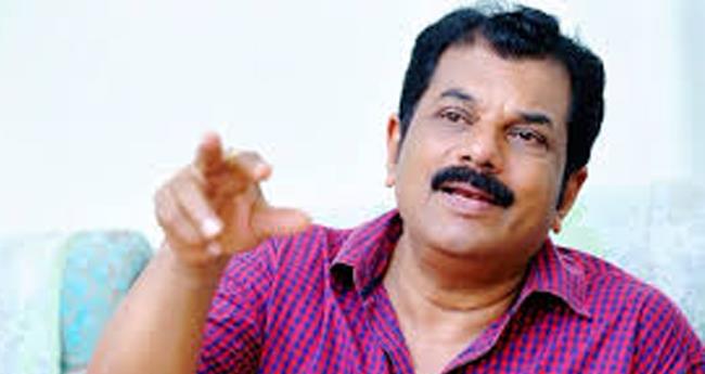 മു​കേ​ഷി​നെ​തി​രെ ലൈം​ഗി​കാ​രോ​പ​ണം; സി​പി​എം പ്ര​തി​രോ​ധ​ത്തി​ൽ