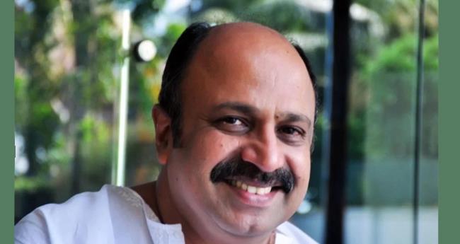 സ്ഥാ​ന​ത്ത് തു​ട​രു​ന്ന​ത് ധാ​ര്‍​മി​ക​മാ​യി ശ​രി​യ​ല്ലെ​ന്ന് തോ​ന്നി; രാ​ജി അ​തു​കൊ​ണ്ടെ​ന്ന് സി​ദ്ദി​ഖ്