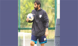 സാ​​ധ്യ​​താ ടീ​​മി​​നെ പ്ര​​ഖ്യാ​​പി​​ച്ച് ഖാ​​ലി​​ദ് ജ​​മീ​​ൽ
