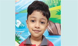 ചാർജിംഗ് സ്റ്റേഷനിൽ കാറിടിച്ചു കയറി;  നാലു വയസുകാരൻ മരിച്ചു