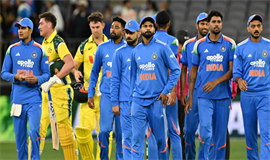 പെ​​ർ​​ത്തി​​ൽ പെ​​രു​​മ​​ഴ;    ആ​​ദ്യ ഏ​​ക​​ദി​​ന​​ത്തി​​ൽ ഓ​​സ്ട്രേ​​ലി​​യ​​യ്ക്ക് ഏ​​ഴ് വി​​ക്ക​​റ്റ് ജ​​യം