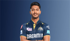 ഓ​​​​റ​​​​ഞ്ച് ക്യാ​​​​പ് ഉ​​​​റ​​​​പ്പി​​​​ച്ച് സാ​​​​യ് സു​​​​ദ​​​​ർ​​​​ശ​​​​ൻ; പ​​​​ർ​​​​പ്പി​​​​ൾ ക്യാ​​​​പ്പി​​​​നാ​​​​യി ര​​ണ്ടു പേ​​​​ർ