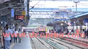 ആ​ലു​വ​യി​ൽ പാ​ലം അ​റ്റ​കു​റ്റ​പ്പ​ണി: ര​ണ്ട് ട്രെ​യി​നു​ക​ള്‍ റ​ദ്ദാ​ക്കി; ആ​റെ​ണ്ണം വൈ​കി​യോ​ടും