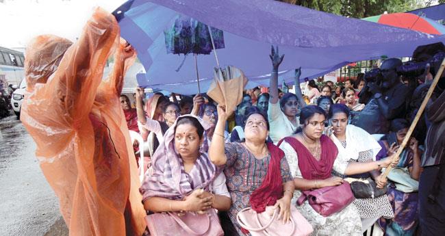 യു​ഡി​എ​ഫ് ഭ​രി​ക്കു​ന്ന ത​ദ്ദേ​ശ​സ്ഥാ​പ​ന​ങ്ങ​ളി​ല്‍ ആ​ശ​മാ​ർ​ക്ക് ഇ​ന്‍​സെ​ന്‍റീ​വ് വ​ര്‍​ധി​പ്പി​ക്കും