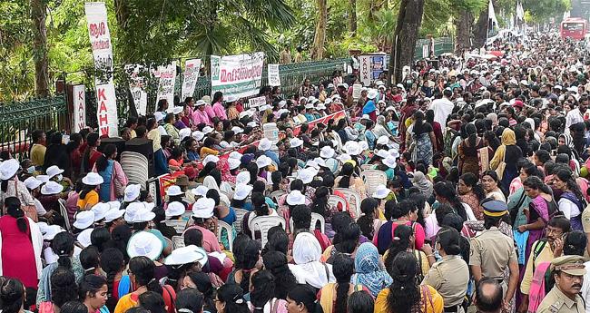 മ​ന്ത്രി​തല ച​ർ​ച്ച​യി​ലും ആ​ശ​മാ​ർ​ക്ക് "നി​രാ​ശ'; വ്യാ​ഴാ​ഴ്ച മു​ത​ൽ നി​രാ​ഹാ​രം