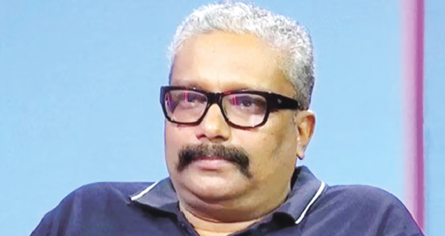 ബി. ​അ​ശോ​ക് ത​ദ്ദേ​ശ  സ്വ​യം​ഭ​ര​ണ പ​രി​ഷ്ക​ര​ണ ക​മ്മീ​ഷ​ണറർ