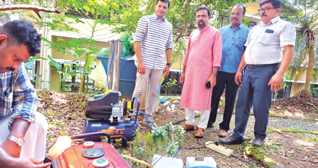 കരിക്കിന്‍റെ തൊണ്ടില്‍നിന്ന് വൈദ്യുതി ഉത്പാദിപ്പിച്ച് എംജി യൂണിവേഴ്‌സിറ്റി ഗവേഷണസംഘം