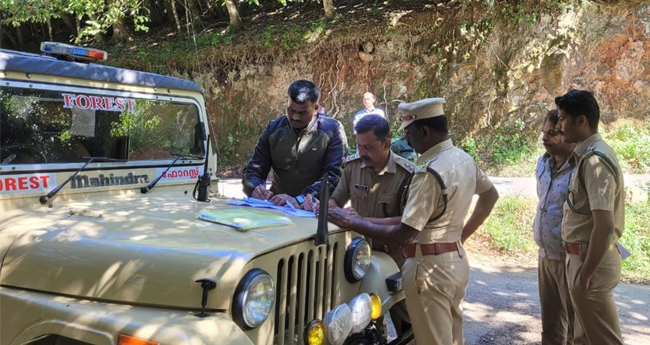 ക​ന്പ​മ​ല​യി​ൽ തീ​യി​ട്ടെ​ന്ന് സം​ശ​യി​ക്കപ്പെടുന്നയാൾ വ​നം​വ​കു​പ്പി​ന്‍റെ പി​ടി​യി​ൽ