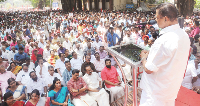 നി​കു​തി​വ​രു​മാ​ന​ത്തി​ൽ അ​ർ​ഹ​ത​പ്പെ​ട്ട​ത് കേ​ര​ള​ത്തി​നു ത​ര​ണം: എം.​വി.​ ഗോ​വി​ന്ദ​ൻ