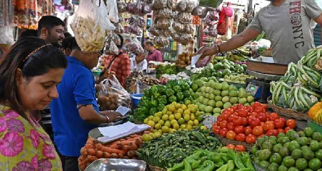 മാന്യമായ ജീവിതം:  കേരളം മുന്നിൽ