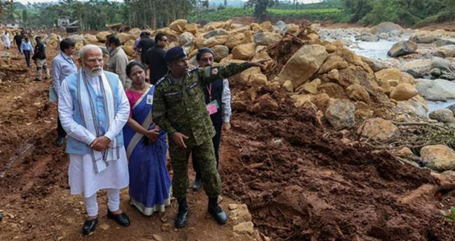 വ​യ​നാ​ട് പു​ന​ര​ധി​വാ​സം: കേ​ന്ദ്ര​സ​ഹാ​യം തേ​ടി മു​ഖ്യ​മ​ന്ത്രി ഇ​ന്ന് പ്രധാനമന്ത്രിയെ കാ​ണും