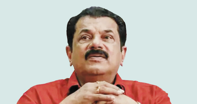 മു​കേ​ഷി​നെ സി​നി​മാ കോ​ണ്‍​ക്ലേ​വി​ന്‍റെ  ന​യ​രൂ​പീ​ക​ര​ണ  സ​മി​തി​യി​ൽനി​ന്ന്  ഒ​ഴി​വാ​ക്കി