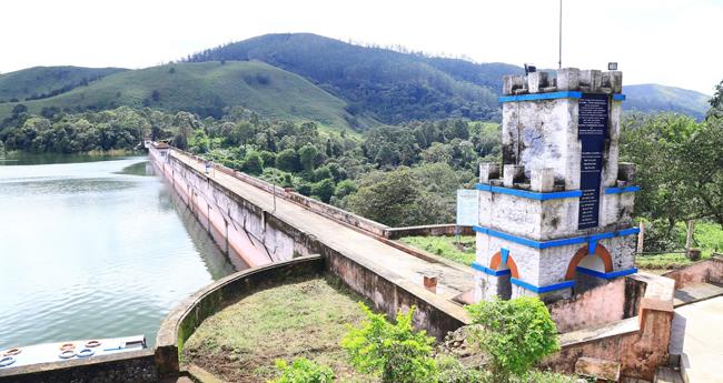 മു​ല്ല​പ്പെ​രി​യാ​ർ അ​ണ​ക്കെ​ട്ടി​ലെ ജ​ല​നി​ര​പ്പ് 152 അ​ടി​യാ​ക്കു​മെ​ന്ന് ത​മി​ഴ്നാ​ട് മ​ന്ത്രി