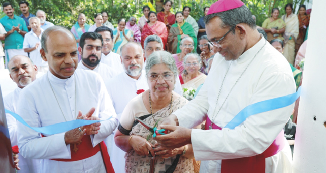 ഏകസ്ഥരായ വനിതകള്‍ക്ക് ഭവനമൊരുക്കി കെസിബിസി ഫാമിലി കമ്മീഷന്‍