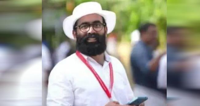 കാ​ഫി​ർ സ്ക്രീ​ൻ ഷോ​ട്ട്; പ്ര​ചാ​ര​ണ​ങ്ങ​ൾ​ക്കെ​തി​രേ നി​യ​മ ന​ട​പ​ടി സ്വീ​ക​രി​ക്കു​മെ​ന്ന് റി​ബേ​ഷ് രാ​മ​കൃ​ഷ്ണ​ൻ