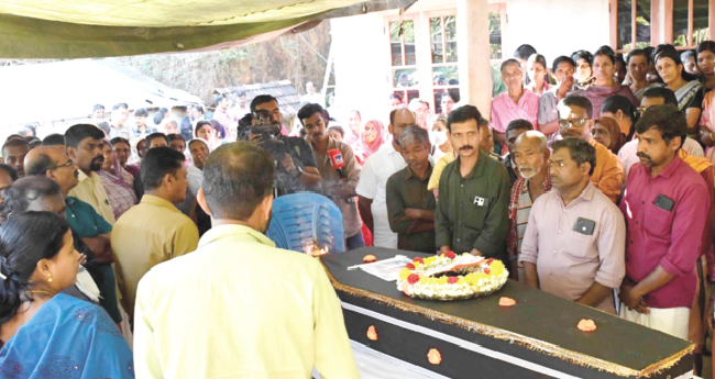 ക​​​​ടു​​​​വ ആ​​​​ക്ര​​​​മ​​​​ണ​​​​ത്തി​​​​ൽ കൊ​​​​ല്ല​​​​പ്പെ​​​​ട്ട രാ​​​​ധ​​​​യ്ക്ക്  നാ​​​​ടി​​​​ന്‍റെ യാ​​​​ത്രാ​​​​മൊ​​​​ഴി