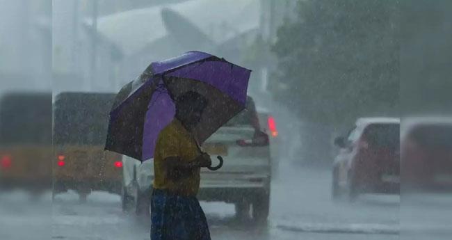 ഒ​റ്റ​പ്പെ​ട്ട മ​ഴ​യ്ക്ക് സാ​ധ്യ​ത, ഇ​ടി​മി​ന്ന​ല്‍ മു​ന്ന​റി​യി​പ്പ്