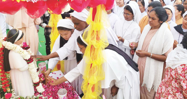 വാ​ഴ്ത്ത​പ്പെ​ട്ട ര​ക്ത​സാ​ക്ഷി സി​സ്റ്റ​ര്‍ റാ​ണി മ​രി​യ​യു​ടെ തി​രു​നാ​ള്‍ ആ​ഘോ​ഷി​ച്ചു