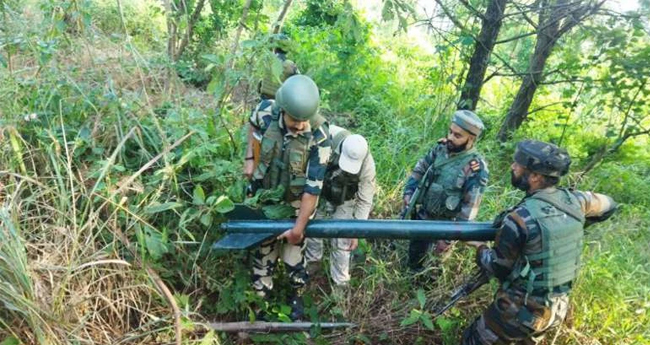 ചുരാചന്ദ്പുരിൽ റോക്കറ്റുകൾ പിടിച്ചെടുത്തു