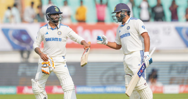 രാ​​ജ്കോ​​ട്ട്  രാ​​ജാസ്...രോ​​ഹി​​ത് ശ​​ർ​​മ​​യ്ക്കും ര​​വീ​​ന്ദ്ര ജ​​ഡേ​​ജ​​യ്ക്കും സെ​​ഞ്ചു​​റി