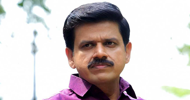 പ​ണം​ ന​ല്‍​കി​യ​തു ബി​ജെ​പി  ഓ​ഫീ​സി​ല്‍​നി​ന്ന്:  സ​ന്ദീ​പ് വാ​ര്യ​ർ