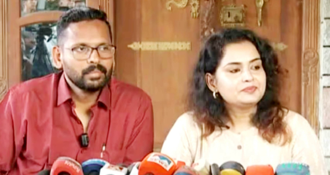 വ്യാ​ജ​വോ​ട്ട്: വി.​ഡി. സ​തീ​ശ​ന് ‌ മ​റു​പ​ടി​യു​മാ​യി സ​രി​നും ഭാ​ര്യ​യും