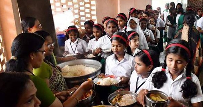 സ്കൂ​ൾ കു​ട്ടി​ക​ൾ​ക്കു​ള്ള പോ​ഷ​കാ​ഹാ​ര പ​ദ്ധ​തി  മു​ട​ങ്ങു​ന്നു