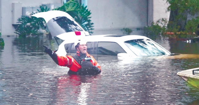 മിൽട്ടൻ ചഴലിക്കൊടുങ്കാറ്റ്:  ഫ്ലോറിഡയിൽ കനത്ത നാശം