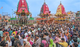 പുരി രഥോത്സവത്തിൽ  തിക്കിലും തിരക്കിലും മൂന്നു മരണം