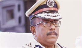 അ​ജി​ത് കു​മാ​റി​നു ക്ലീൻ ചി​റ്റ് ന​ൽ​കി​യ  വി​ജി​ല​ൻ​സ് റി​പ്പോ​ർ​ട്ട് കോ​ട​തി ത​ള്ളി