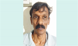 മകന്‍റെ കുത്തേറ്റ്  മാതാപിതാക്കൾ  മരിച്ചു