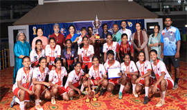 ഒ​ല്ലൂ​ർ സെ​ന്‍റ്  റാ​ഫേ​ൽ​സ്