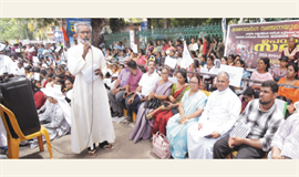 ഭിന്നശേഷിക്കാരായ കുട്ടികളോടുള്ള സർക്കാർ നിലപാടിൽ പ്രതിഷേധമിരന്പി