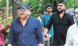 ‘മ​ഞ്ഞു​മ്മ​ല്‍ ബോ​യ്‌​സ്’ സാ​മ്പ​ത്തി​ക ത​ട്ടി​പ്പ്:  ന​ട​ൻ സൗ​ബി​ന്‍ ഷാ​ഹി​റി​നെ ചോ​ദ്യം ചെ​യ്തു