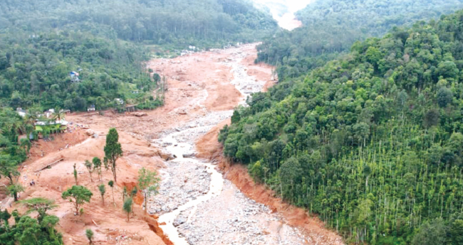 ഉ​രു​ള്‍​പൊ​ട്ടൽ: അ​തി​തീ​വ്ര ദു​ര​ന്ത​മോ?  തീ​രു​മാ​നം രണ്ടാഴ്ചയ്ക്കകം; കേന്ദ്രസർക്കാർ ഹൈക്കോടതിയിൽ