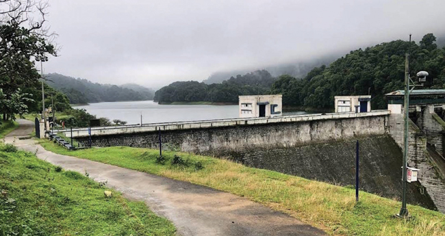 മ​ല​ബാ​റി​ന്‍റെ പ​റു​ദീ​സ​ക​ൾ; ക​ക്ക​യം, തോ​ണി​ക്ക​ട​വ്, ക​രി​യാ​ത്തും​പാ​റ