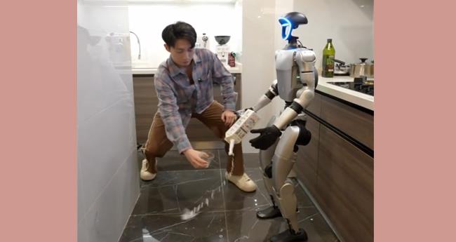 robot for household chors