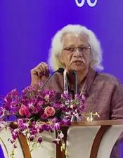 പ​റ​ഞ്ഞ​തി​ല്‍ ഉ​റ​ച്ചു​നി​ല്‍​ക്കു​ന്നു, പോ​സി​റ്റീ​വാ​യി പ​റ​ഞ്ഞ​ത് നെ​ഗ​റ്റീ​വ് ആ​ക്കി,  പ്ര​തി​ഷേ​ധം പ്ര​ശ​സ്തി​ക്ക് വേ​ണ്ടി: അ​ടൂ​ർ‌