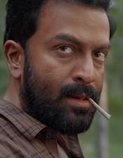 "പു​ഷ്പ ഇ​ന്‍റ​ർ​നാ​ഷ​ണ​ൽ, ഇ​ത് ലോ​ക്ക​ൽ