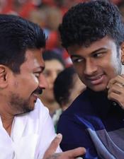‌ഉ​ദ​യ​നി​ധി സ്റ്റാ​ലി​ന്‍റെ മ​ക​ൻ ഇ​ൻ​ബ​ൻ സി​നി​മ​യി​ലേ​ക്ക്