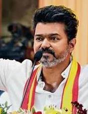 ത​മി​ഴ​ക​ത്തെ ഇ​ള​ക്കി​മ​റി​ച്ച് വി​ജ​യ്‌​യു​ടെ പ​ര്യ​ട​നം