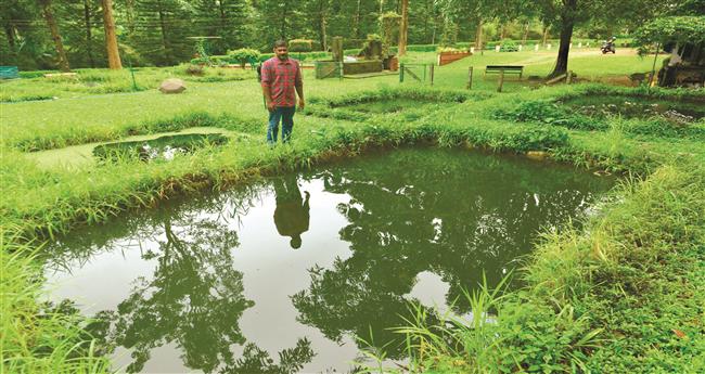 അ​രു​ണി​നെ വാ​നി​ല ച​തി​ച്ചു; ഗൗ​രാ​മി വാ​രി​ക്കോ​രി ന​ൽ​കി