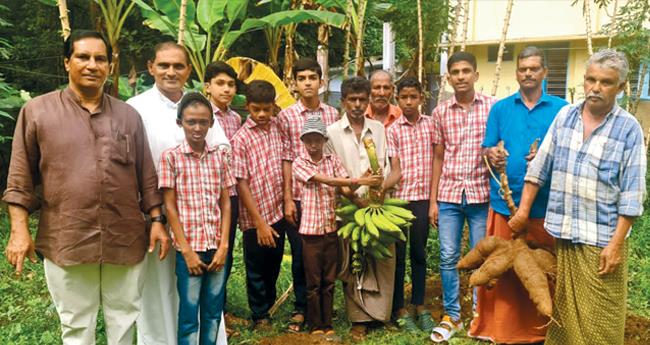 ശാ​ന്തി​ഭ​വ​ൻ ശ​രി​ക്കും ഒ​രു കൃ​ഷി​ഭ​വ​ൻ ത​ന്നെ