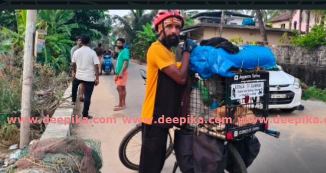 ജോ​പ്പ​ന്‍റെ​യും കു​ഞ്ഞി​യു​ടെ​യും " ഇ​ന്ത്യ​യെ ക​ണ്ടെ​ത്ത​ൽ'