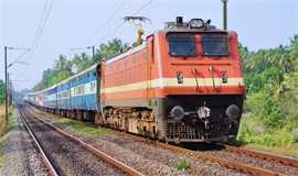വിഴി​ഞ്ഞം തു​റ​മു​ഖം റെ​യി​ൽ​വേ : ജ​ന​ങ്ങ​ളെ പ​റ്റി​ക്കാ​ൻ ശ്ര​മ​മെ​ന്ന്  ജ​ന​കീ​യ പ്ര​തി​രോ​ധ സ​മി​തി