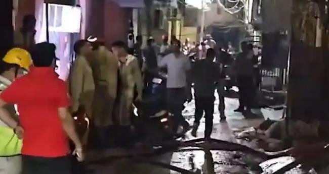 ഡ​ൽ​ഹി​യി​ൽ വ​ൻ തീ​പി​ടി​ത്തം; ര​ണ്ടു പേ​ർ മ​രി​ച്ചു